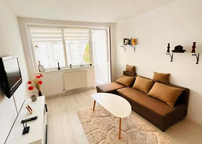 Pop\'S Apartment